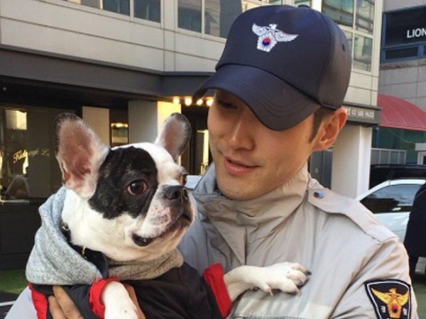 Quá sốc khi chính Choi Siwon cũng từng bị chó cưng Bugsy cắn rách mũi