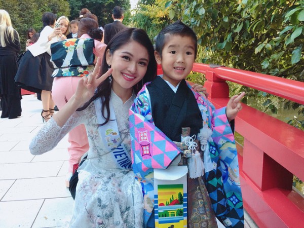 Thùy Dung trở lại Miss International dù chưa khỏi hẳn thuỷ đậu, giới thiệu quà tặng đấu giá ý nghĩa