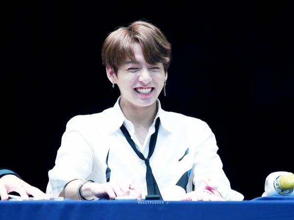 Bạn có biết Jungkook (BTS) là idol duy nhất ở K-Pop có biểu cảm thú vị này?