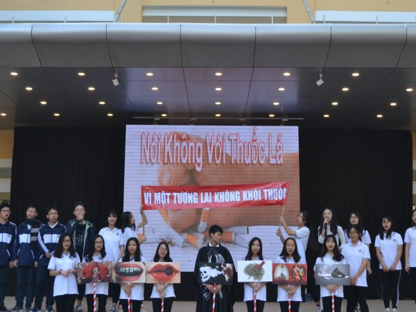 Hà Nội: Cùng teen THPT Yên Hòa nói "Không" với khói thuốc theo phong cách cực cool