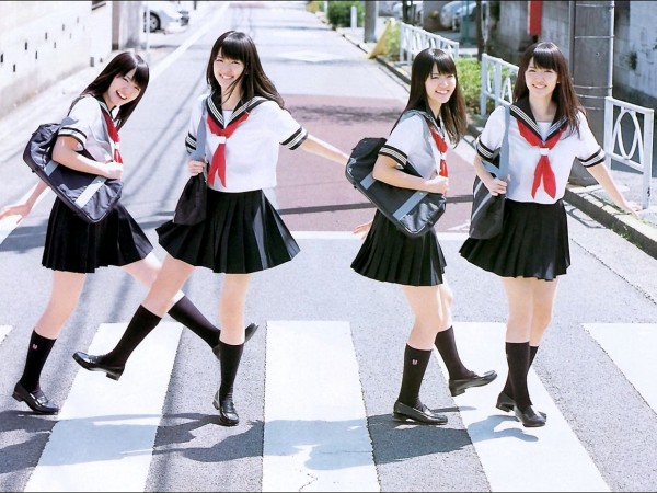 Bạn có bao giờ thắc mắc tại sao các nữ sinh Nhật Bản luôn thích mặc váy ngắn?