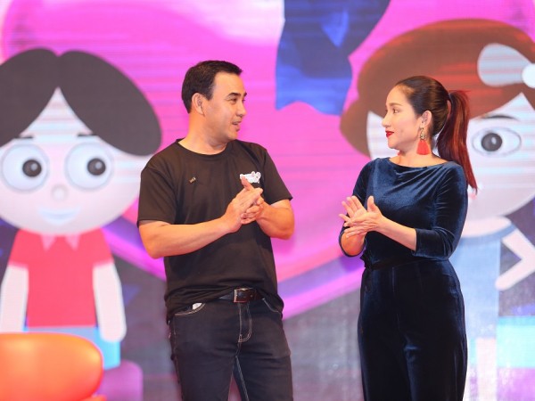 Khán giả thích thú với màn se duyên trực tiếp của "ông mai - bà mối" Quyền Linh và Cát Tường 