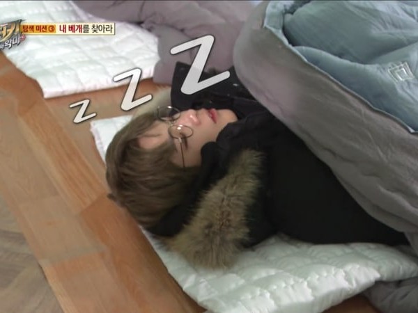 Kang Daniel (Wanna One) thiếu ngủ trầm trọng đến mức ngủ quên ngay giữa show “Master Key”