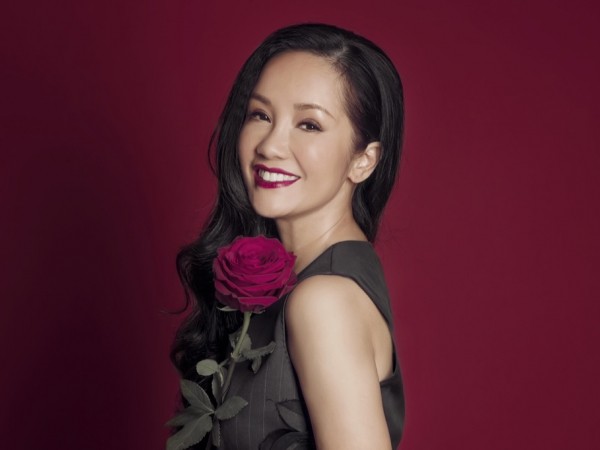 Cô "Bống" Hồng Nhung kết hợp cùng Vũ Cát Tường trong album đầy hoài niệm "Phố À Phố Ơi"