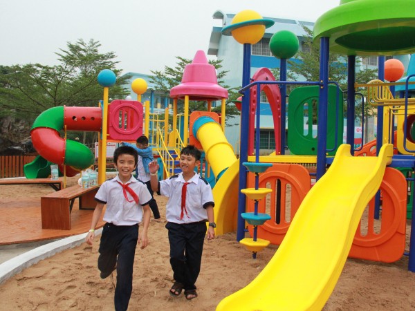 Hơn 800 học sinh xã Long Sơn (Bà Rịa - Vũng Tàu) có sân chơi chất lượng cao mới