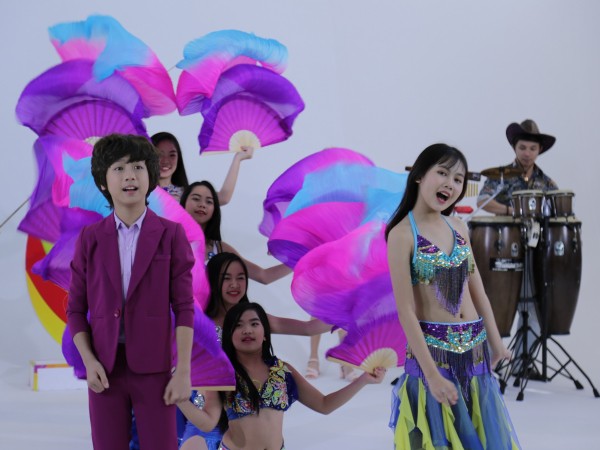 Bộ đôi nhí Bảo An - Gia Khiêm tung MV ca khúc có nhiều vần "C" nhất năm 2017 