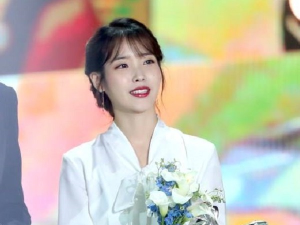 Khoảnh khắc cảm động nhất Golden Disk Awards chính là bài phát biểu vô cùng chân thành của IU