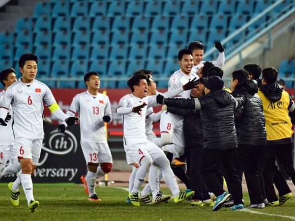 Sau trận bán kết với Qatar, Việt Nam và HLV Park Hang Seo lọt top tìm kiếm tại Hàn Quốc