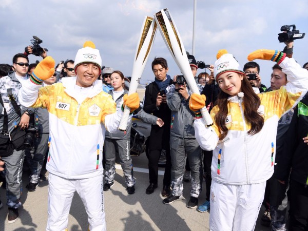 Mỗi mùa Olympic đến, ngành giải trí Hàn lại lao đao và đảo lộn hết cả