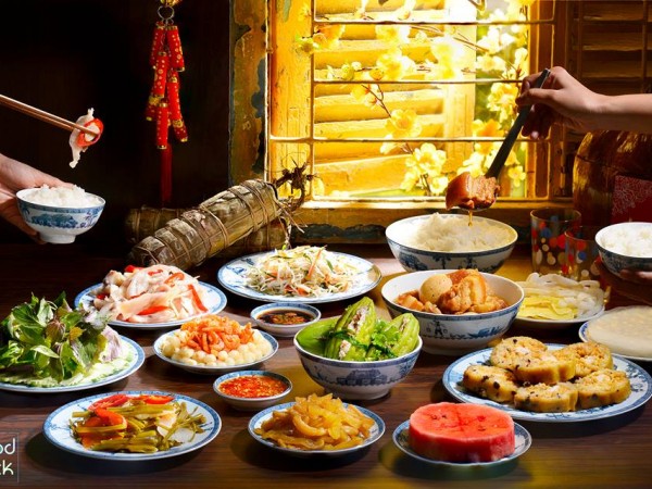 Chùm ảnh mâm cơm ngày Tết khiến những người con xa xứ muốn chạy ngay về với gia đình