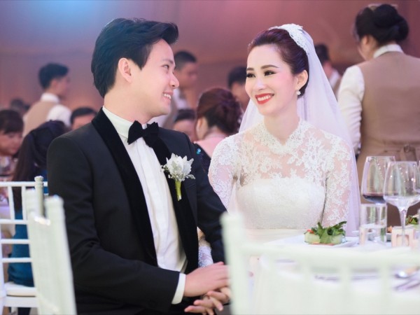 Fan hâm mộ bất ngờ trước thông tin Hoa hậu Đặng Thu Thảo sắp đón em bé