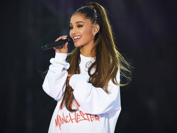 Concert ở Việt Nam chẳng là gì đâu, Ariana Grande còn “bùng” show cả... lễ trao giải cơ mà!