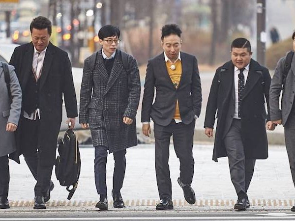 Rộ tin đồn Yoo Jae Suk, Park Myung Soo, HaHa và Jung Joon Ha rút khỏi “Infinite Challenge”
