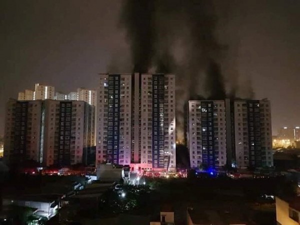 Vụ cháy ở Carina Plaza đã được cảnh báo bởi chính những cư dân của chung cư?