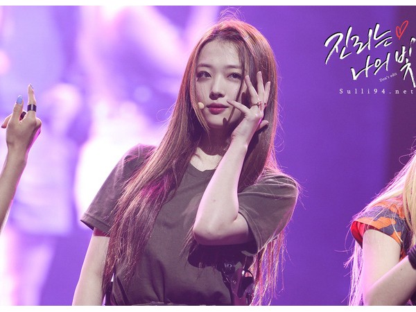 Sulli - cô gái kiên cường đạp lên dư luận để sống cuộc đời của chính mình