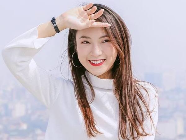 "Cô gái nói 7 thứ tiếng" Khánh Vy bất ngờ khoe giọng hát cực ngọt
