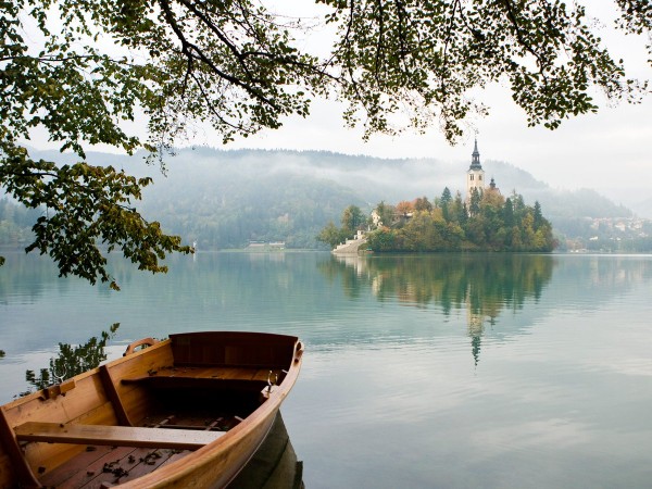 15 hồ có vẻ đẹp hút hồn nhất thế giới