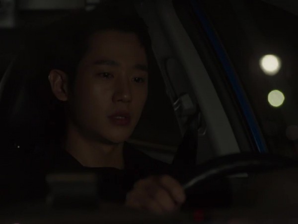 "Chị Đẹp" tập 8 - Jung Hae In bật khóc nói: "Giờ không có em, anh sẽ không sống được"