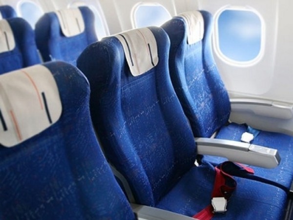 Chỗ ngồi nào là vị trí an toàn nhất trên máy bay?