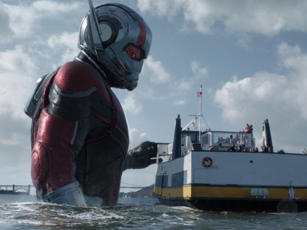 Sau "Avengers: Infinity War", Ant-Man hóa khổng lồ trong trailer phim mới nhất của Marvel 