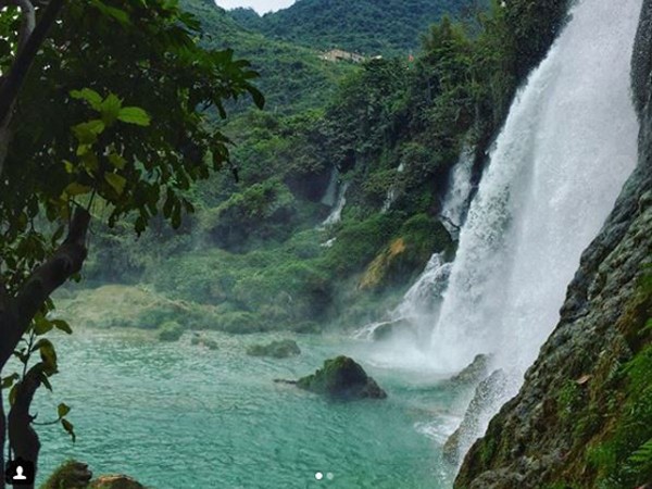 Chiêm ngưỡng vẻ đẹp "nghẹt thở" của thác nước đẹp nhất Việt Nam