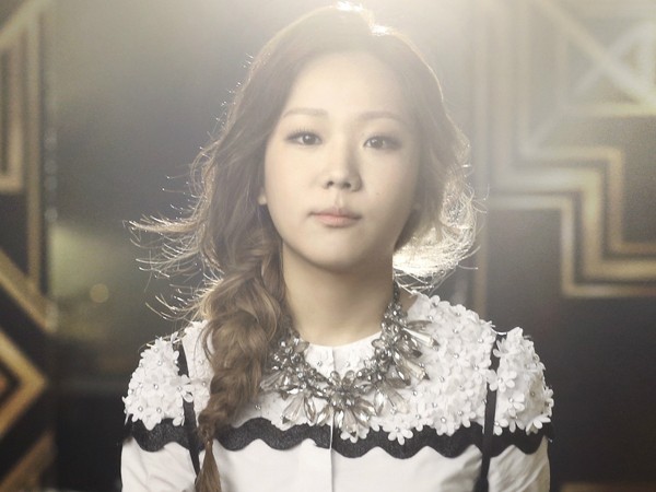 3 năm ròng không được debut, quán quân "K-Pop Star 4" Katie Kim rời YG