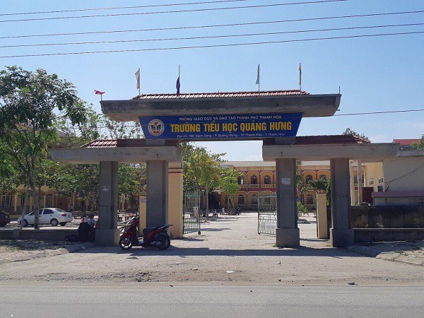 Hiệu trưởng bị tố “giam” học sinh vì chưa đóng đủ tiền: UBND tỉnh Thanh Hóa yêu cầu làm rõ