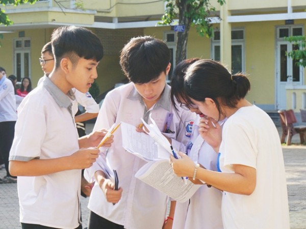 Nghệ An: Thí sinh hào hứng với bài thi tổ hợp tuyển sinh lớp 10