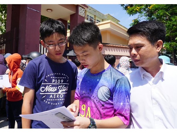Kỳ thi vào 10 tại Nghệ An: Teen hào hứng với đề Tổ hợp và Văn, Toán không quá khó