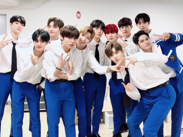 Wanna One phải thu nhỏ quy mô tour ở Mỹ, fan trách cứ công ty không biết tính toán