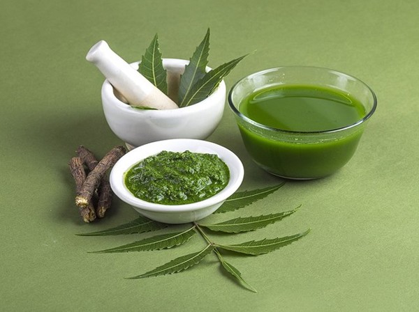 Thoát khỏi gàu nhanh chóng nhờ các phương pháp tự nhiên
