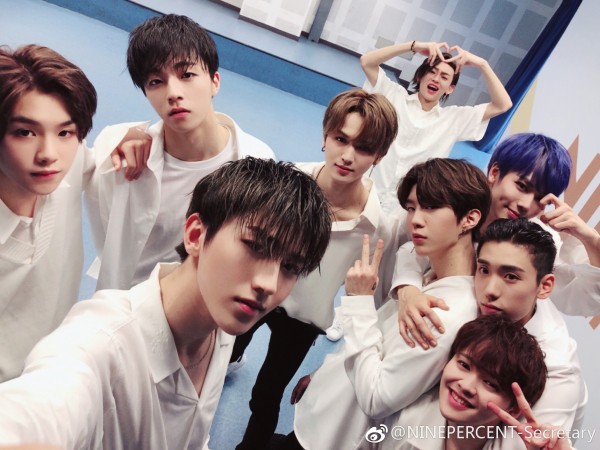 Nine Percent bị tố "đạo nhái"... cách tạo dáng của Wanna One