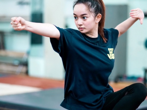 Kaity Nguyễn tích cực tập luyện Ballet và Kung Fu cho dự án phim mới