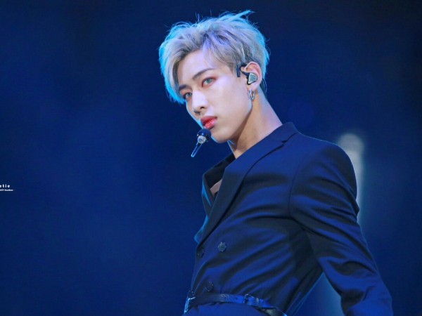 Mẹ của BamBam (GOT7) ám chỉ việc JYP đối xử bất công với thành viên người nước ngoài?