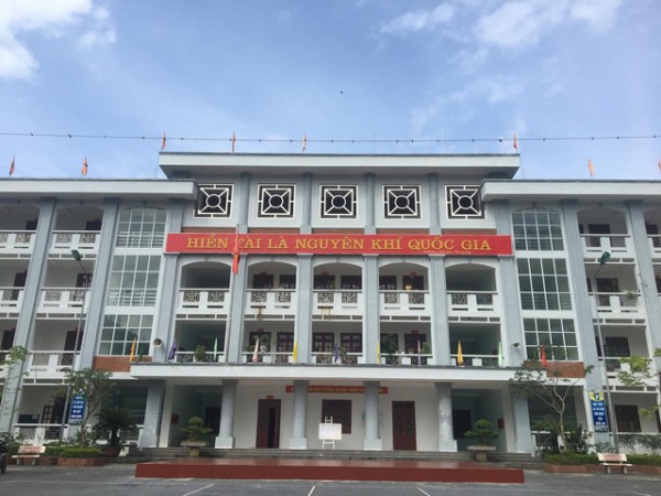 Nhà trường nói gì về 3 thí sinh của Hà Giang có điểm thi cao nhất nước?