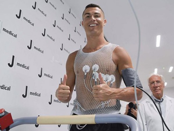 Khi 33 tuổi, ai cũng muốn có được tuổi cơ thể mới chỉ 20 như Ronaldo