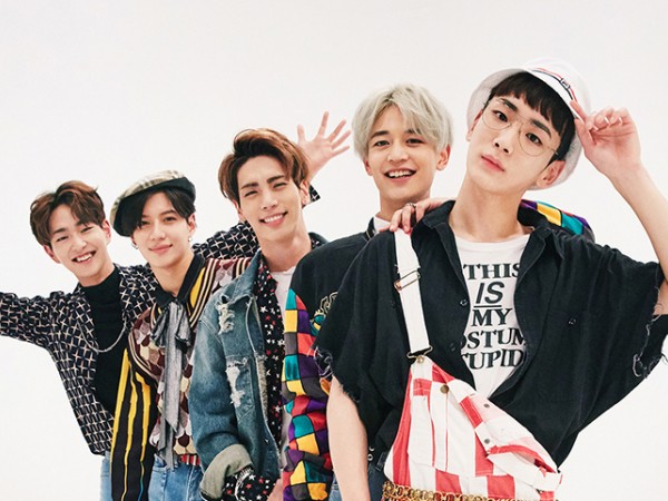 Rớt nước mắt khi thấy Minho (SHINee) tưởng nhớ Jonghyun trong concert SMTOWN
