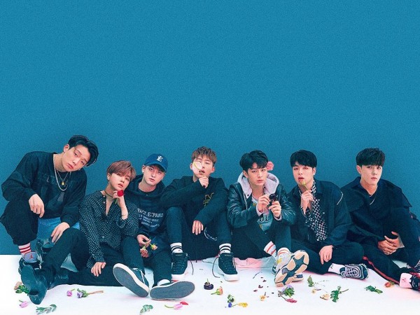 Vừa mới comeback, nhóm nhạc iKON đã liên tiếp lập thành tích "khủng" với mini-album