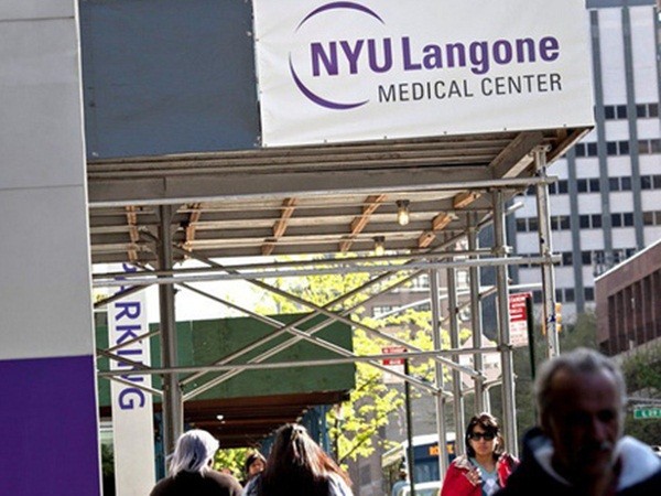 Tin nóng cho teen du học Mỹ: Đại học New York miễn toàn bộ học phí cho sinh viên Y khoa
