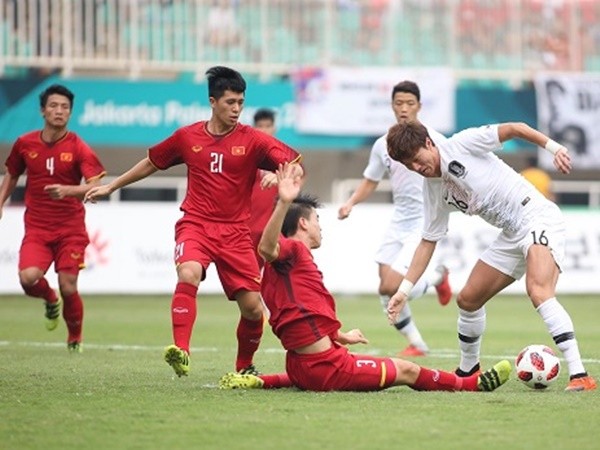SỐC: Chủ nhà Indonesia áp dụng "điều lệ ao làng" trận U23 Việt Nam - U23 UAE