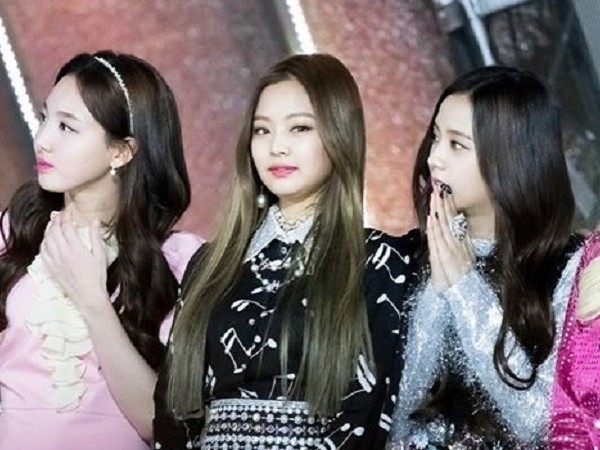 Nayeon, Jennie, Jisoo, khi ba tường thành sắc đẹp lập thành hội mỹ nhân nức tiếng 