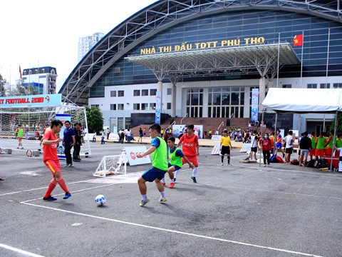 Tp.HCM: 500 cầu thủ trẻ háo hức tham dự giải bóng đá đường phố 