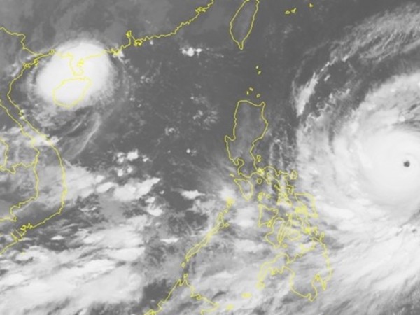 Cơn bão số 5 chưa qua thì Mangkhut - siêu bão khiến cả châu Á lo sợ lại đến
