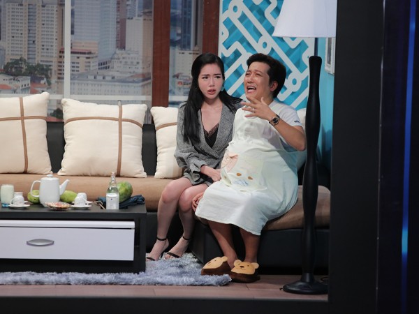 Sắp cưới Nhã Phương, Trường Giang vẫn "ghen lồng lộn" vì Elly Trần