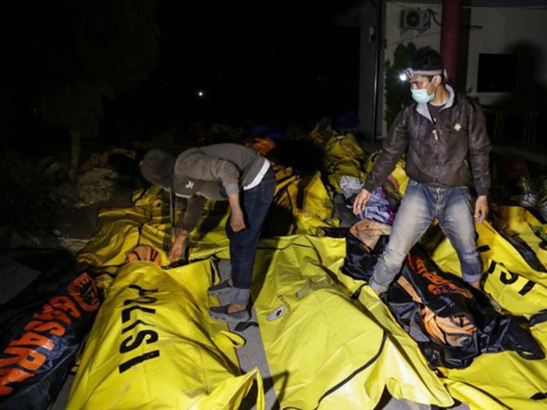 Thảm họa sóng thần Indonesia: Số người chết có thể lên tới hàng nghìn người