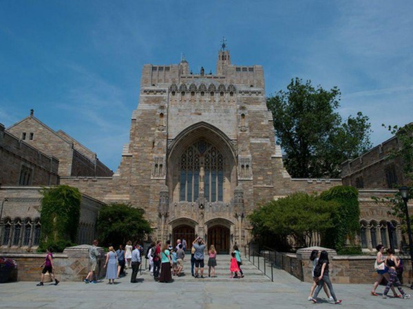 Mỹ: Sau Harvard, đến lượt ĐH Yale bị điều tra liên quan phân biệt đối xử với sinh viên gốc Á