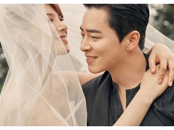 "Mỹ nam vạn người mê" Jo Jung Suk chính thức là "chồng người ta"