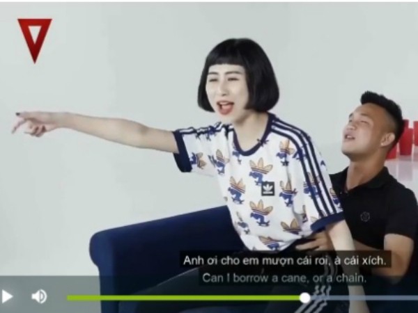 Hot boy U19 Việt Nam bị chỉ trích vì chơi gameshow "nhạy cảm"