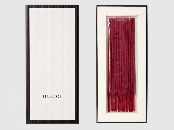 Bán đồ hiệu xưa rồi, bây giờ Gucci còn bán cả "nhang" nữa cơ