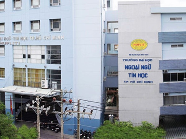 Miễn nhiệm hiệu trưởng Trường ĐH Ngoại ngữ - Tin học TP.HCM (HUFLIT)